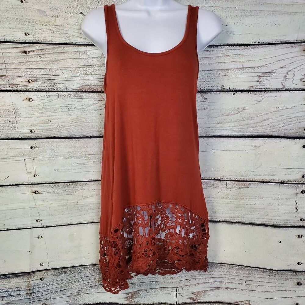 Vanity Rust Sleeveless Tank Top with Crochet Hem Size S NWT